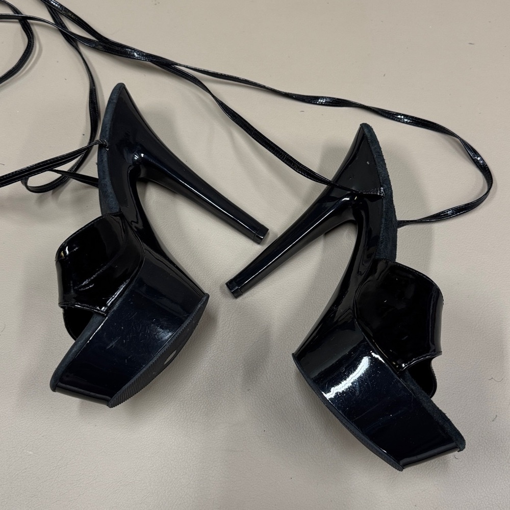 Pleaser 6 Inch Stripper Black Patent Stiletto Heels - Picture 10 of 11